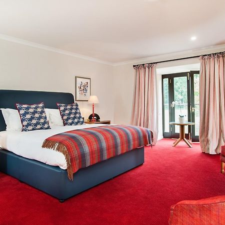 Parkway Hotel & Spa Кумбран Екстериор снимка
